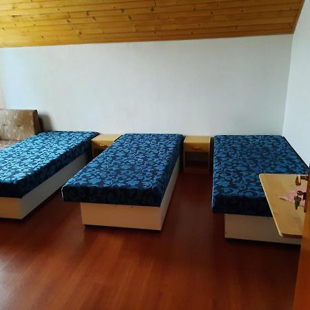 Krahule Konica Hotel Luaran gambar