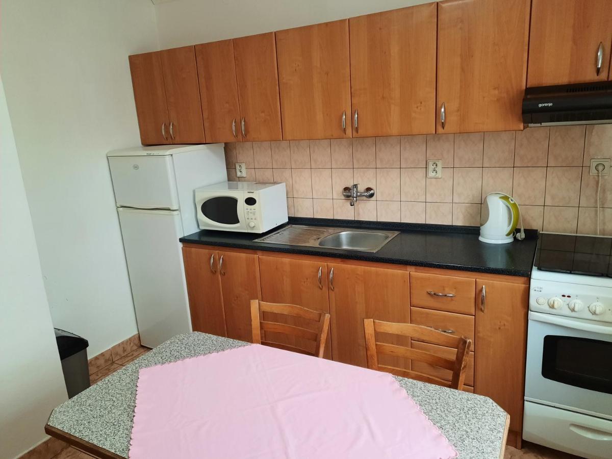 Krahule Konica Hotel Luaran gambar